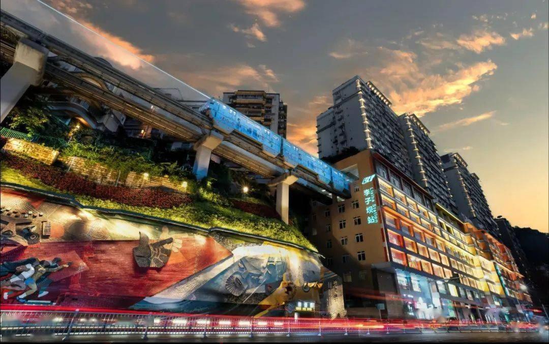 漫途高空酒店洪崖洞夜景店Boutique of Meditation 重庆 外观 照片