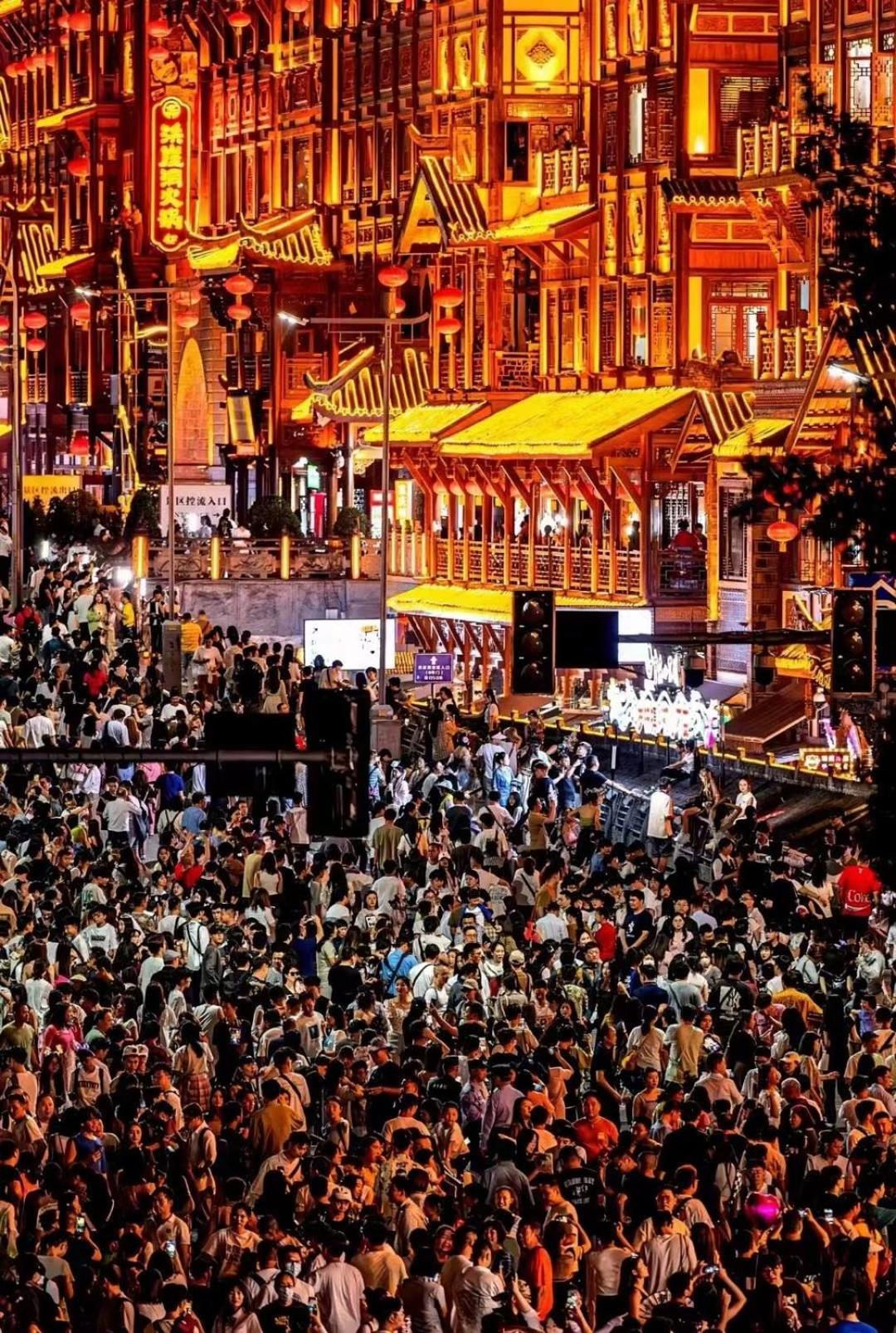 漫途高空酒店洪崖洞夜景店Boutique of Meditation 重庆 外观 照片